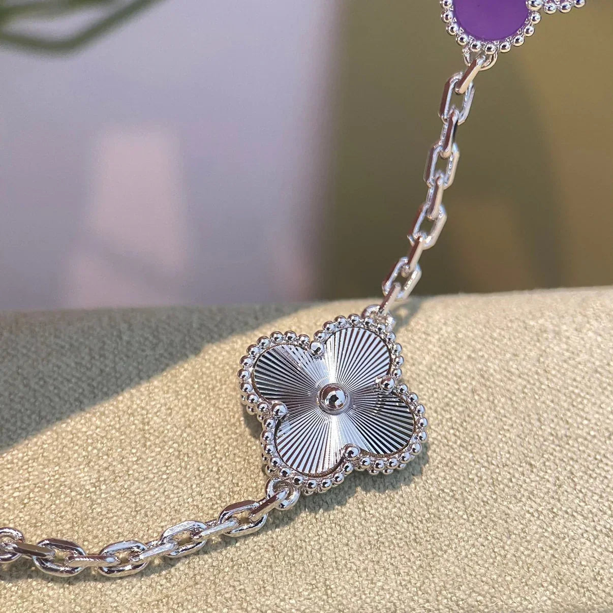 [Riva Jewelry]LUCKY CLOVER 5-MOTIF BRACELET - VIOLET COLLECTION