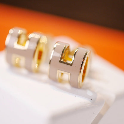[Riva Jewelry]MINI POP H GOLD EARRINGS GREY