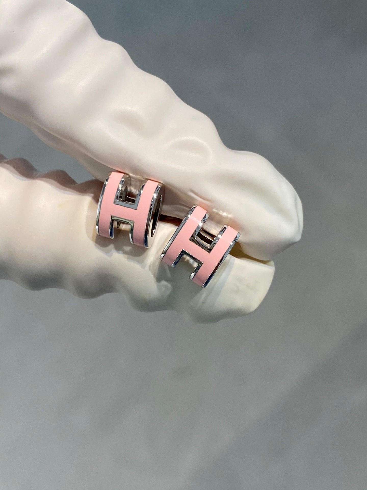 [Riva Jewelry]MINI POP H SILVER EARRINGS PINK