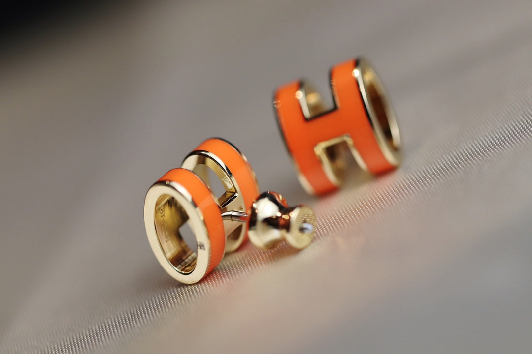 [Riva Jewelry]MINI POP H EARRINGS ORANGE