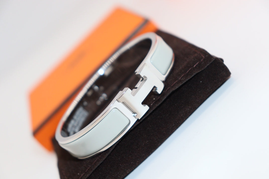 [Riva Jewelry]H LIGHT BLUE BRACELET