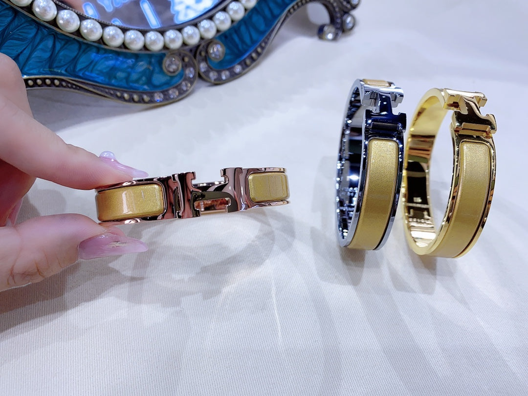 [Riva Jewelry]H CHAMPAGNE BRACELET