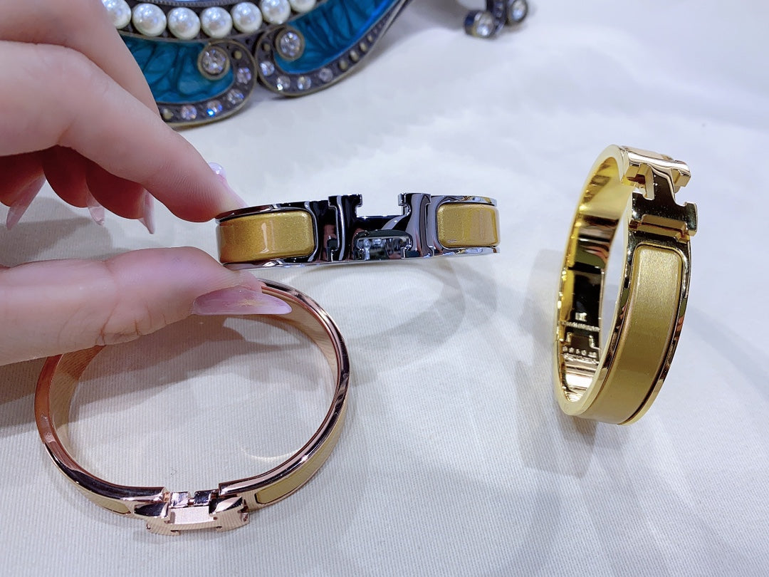 [Riva Jewelry]H CHAMPAGNE BRACELET
