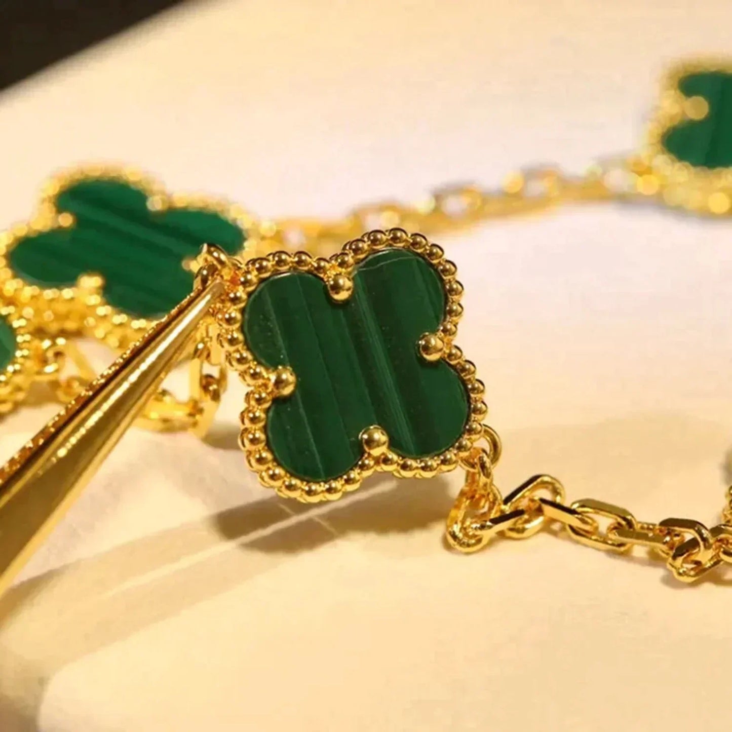 [Riva Jewelry]LUCKY CLOVER 5-MOTIF BRACELET - MALACHITE COLLECTION