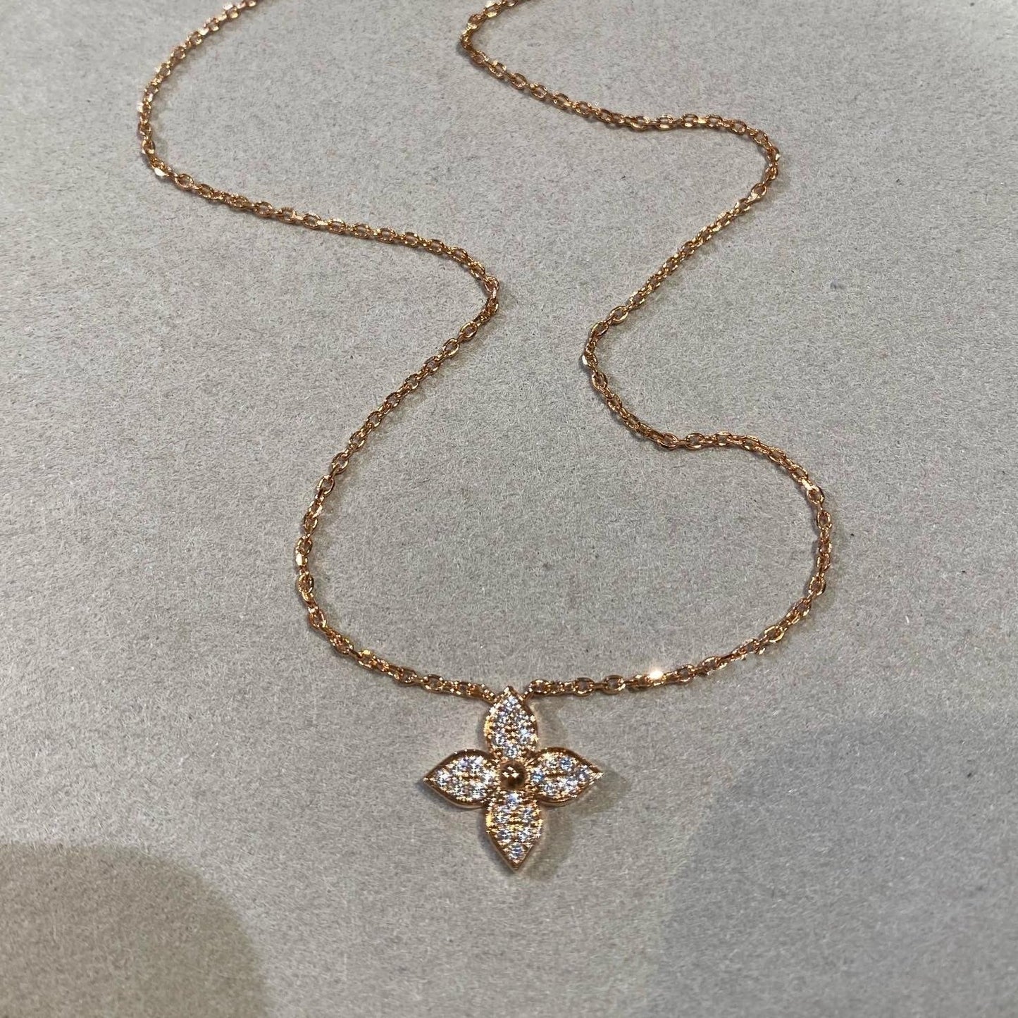 [Riva Jewelry]STAR DIAMOND NECKALCE