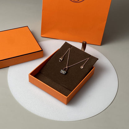[Riva Jewelry]CONSTANCE BLACK PEDANT ROSE GOLD NECKLACE
