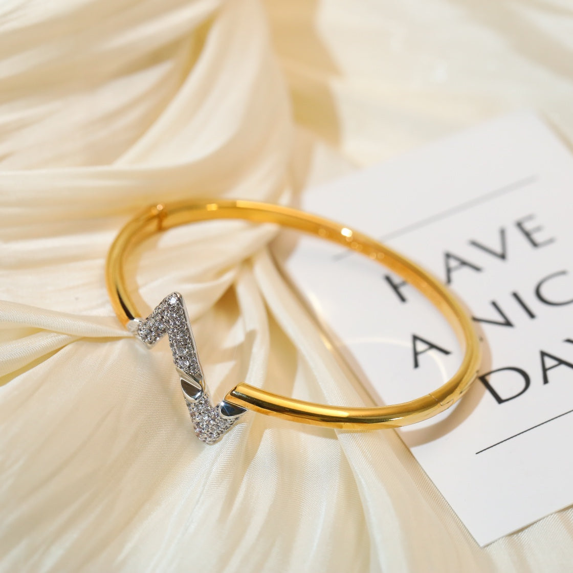 [Riva Jewelry]VOLTE UPSITE DOWN GOLD DIAMOND BRACELET