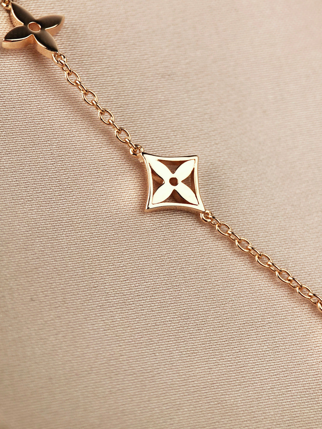 [Riva Jewelry]STAR AND SUN 7 MOTIFS GOLD BRACELET