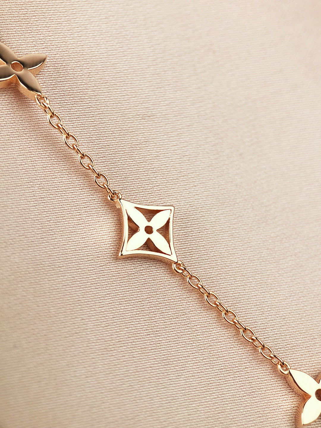 [Riva Jewelry]STAR AND SUN 7 MOTIFS GOLD BRACELET