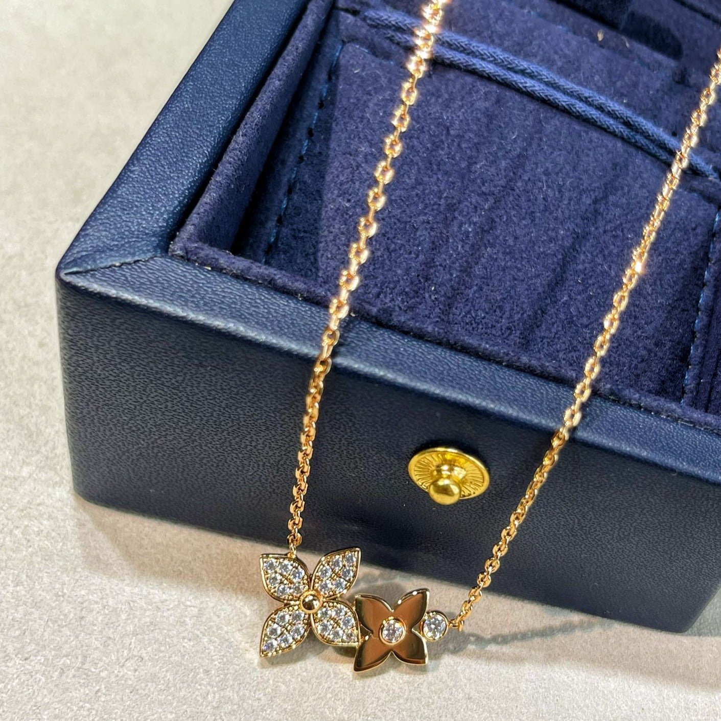 [Riva Jewelry]STAR BLOSSOM NECKLACE ROSE GOLD DIAMONDS