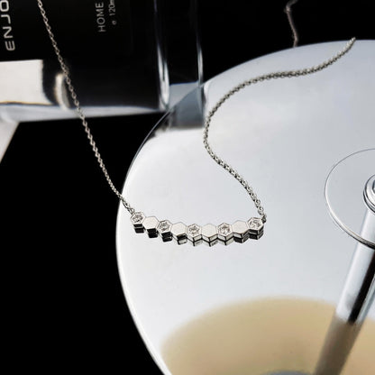 [Riva Jewelry]BEE MY LOVE DIAMOND NECKLACE