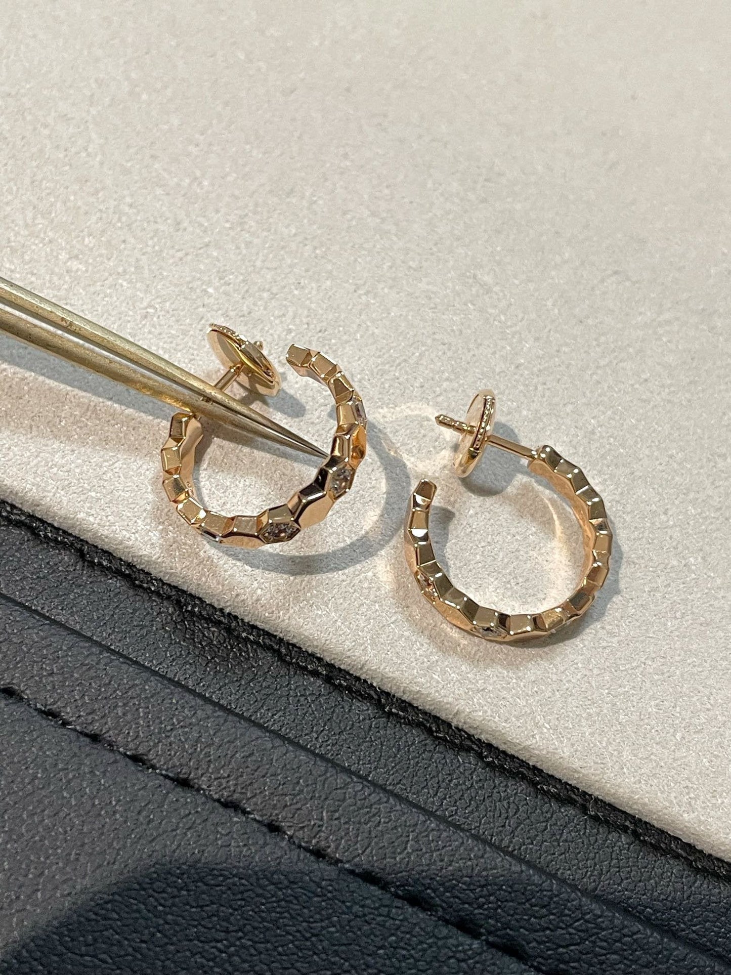 [Riva Jewelry]Hollow Design Four-Leaf Clover Flower Shape Ring
