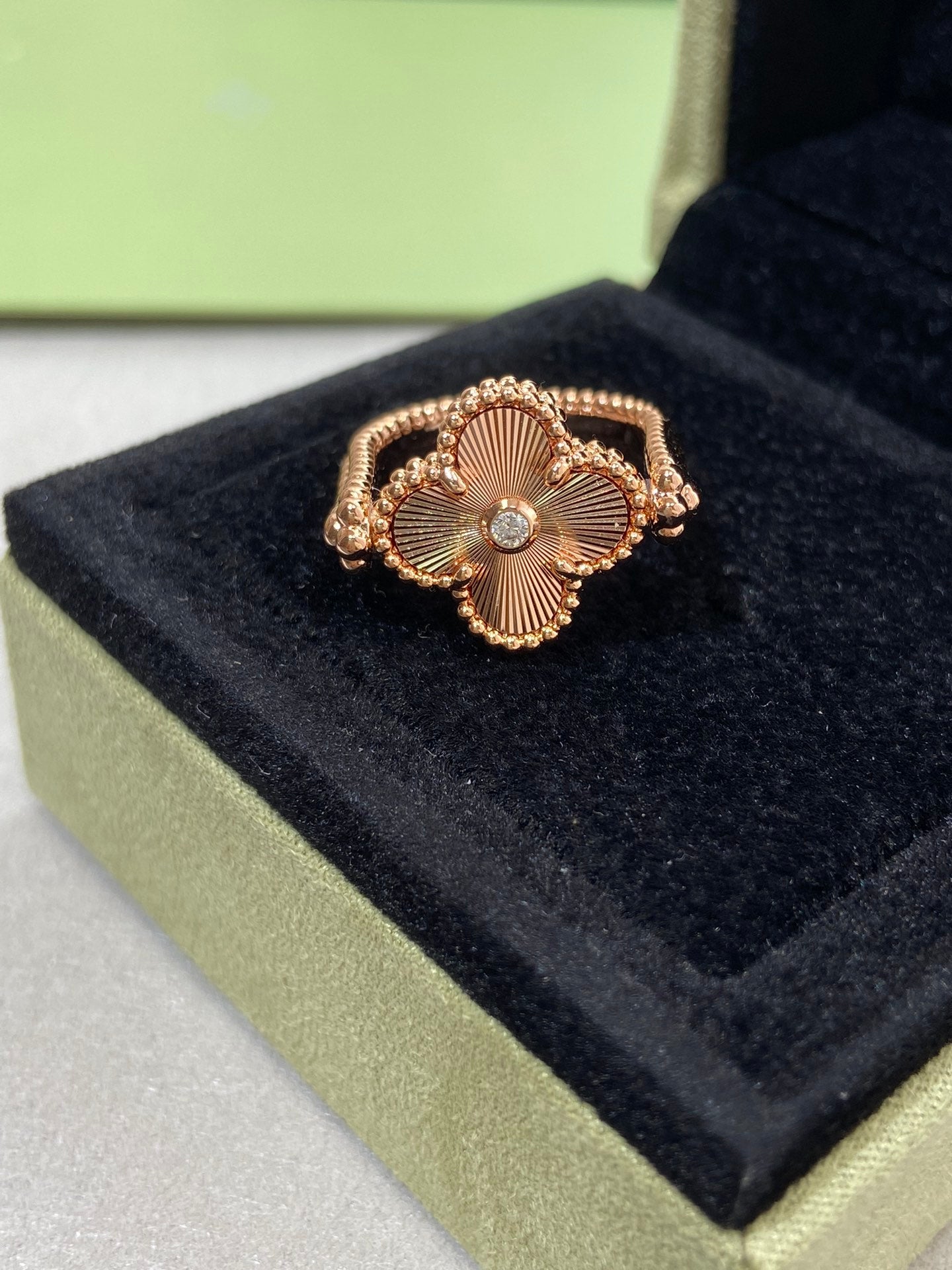[Riva Jewelry]LUCKY CLOVER ROSE GOLD REVERSIBLE RING