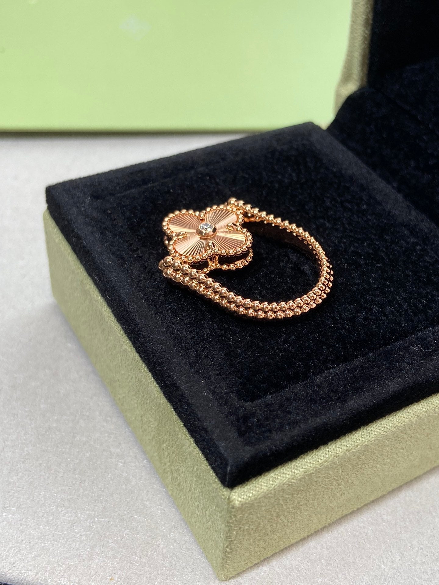 [Riva Jewelry]LUCKY CLOVER ROSE GOLD REVERSIBLE RING