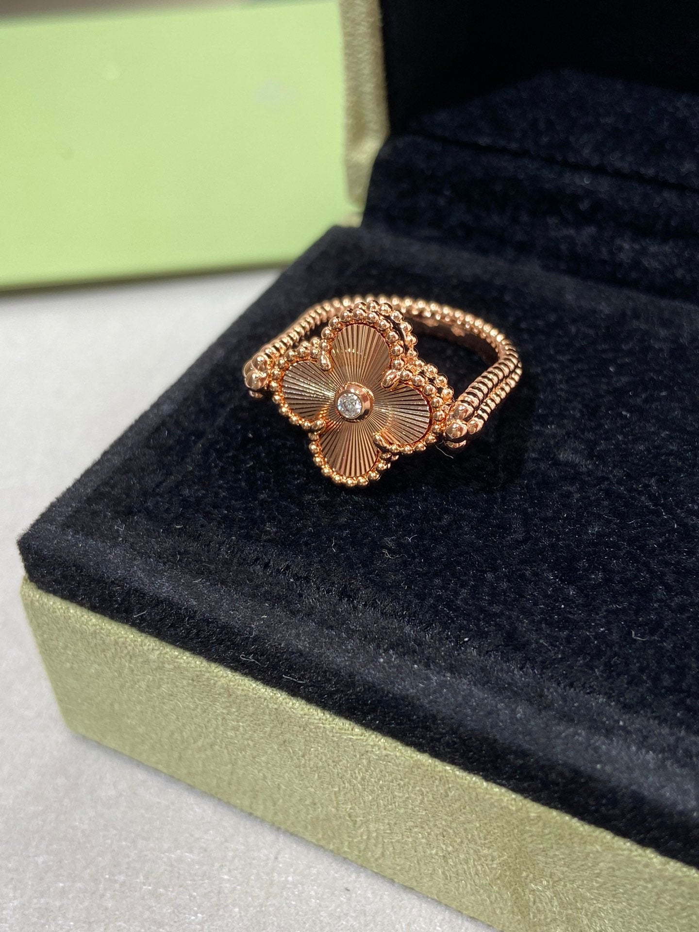 [Riva Jewelry]LUCKY CLOVER GOLD REVERSIBLE RING