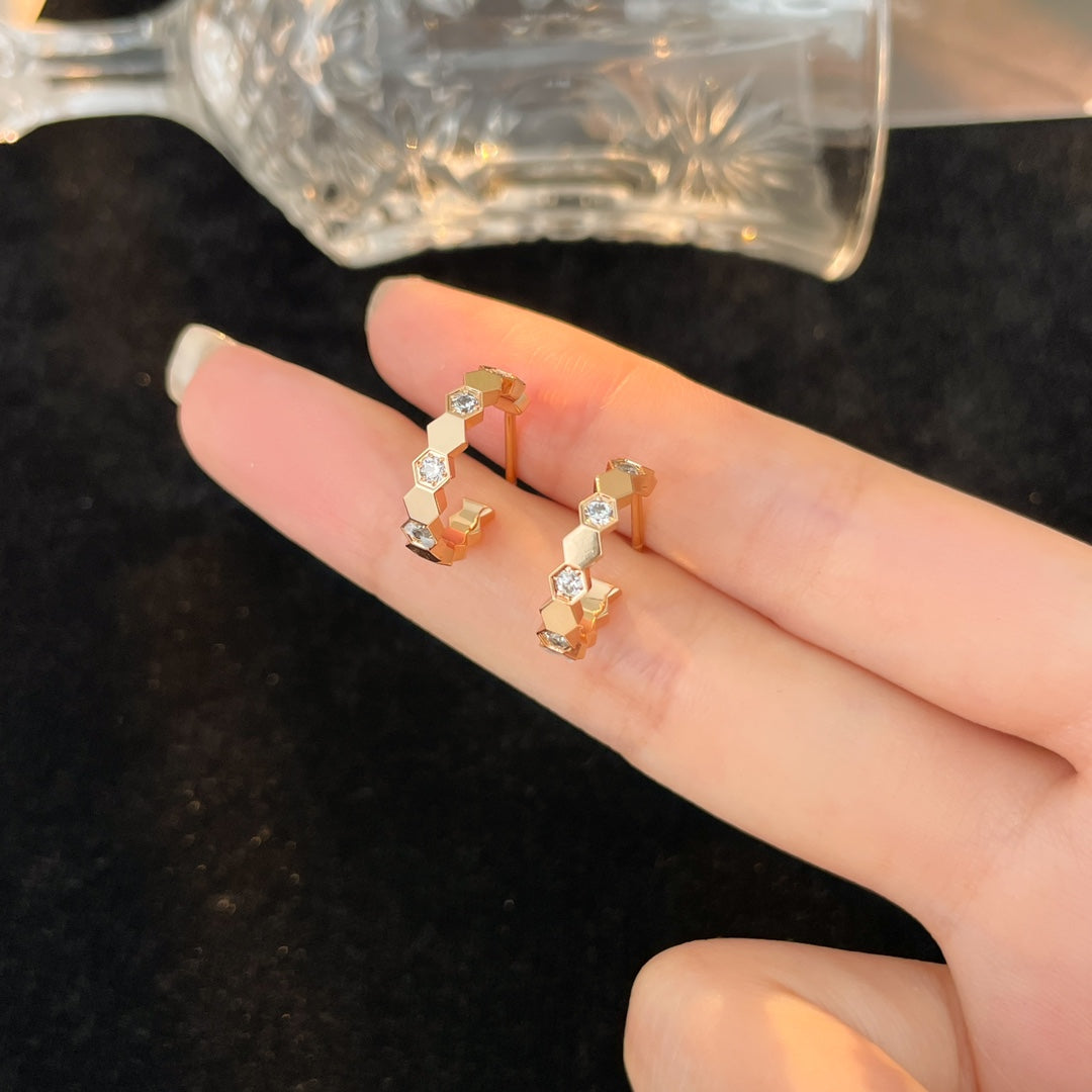 [Riva Jewelry]BEE LOVE DIAMOND HOOP EARRINGS