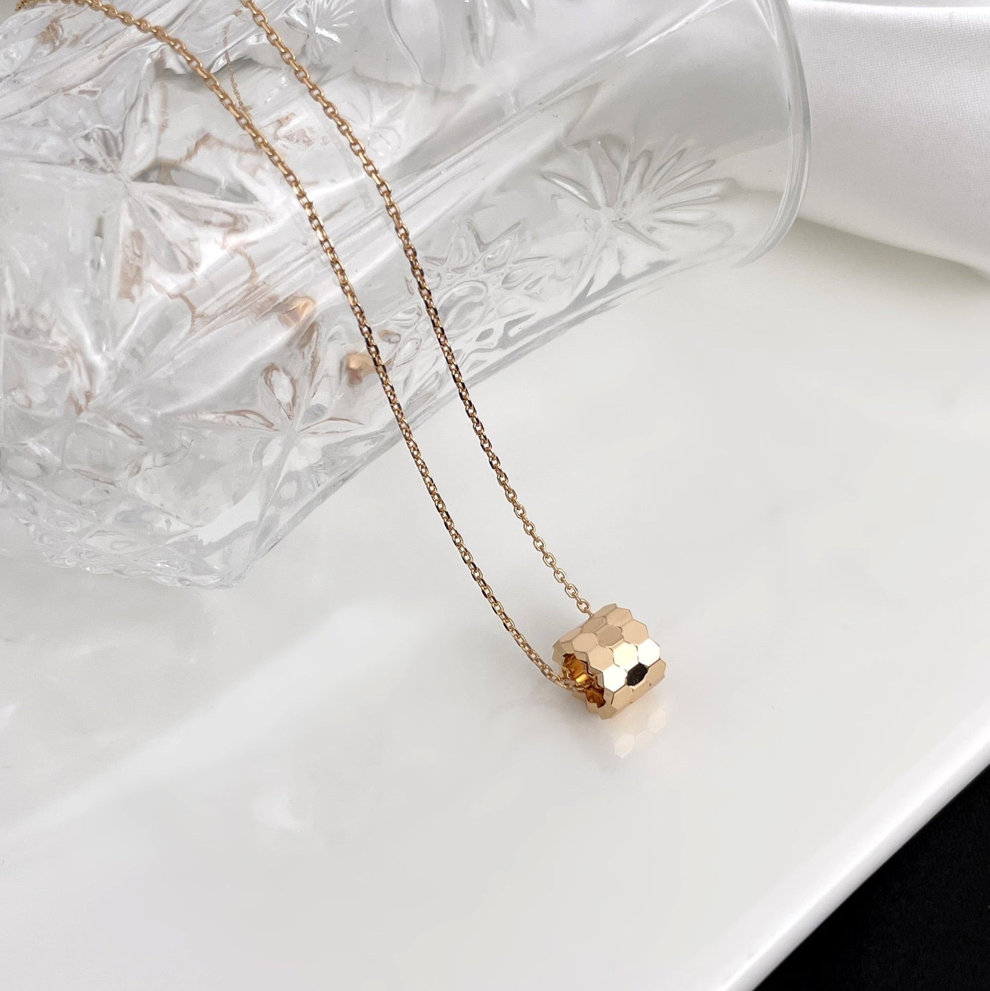 [Riva Jewelry]BEE MINI NECKLACE