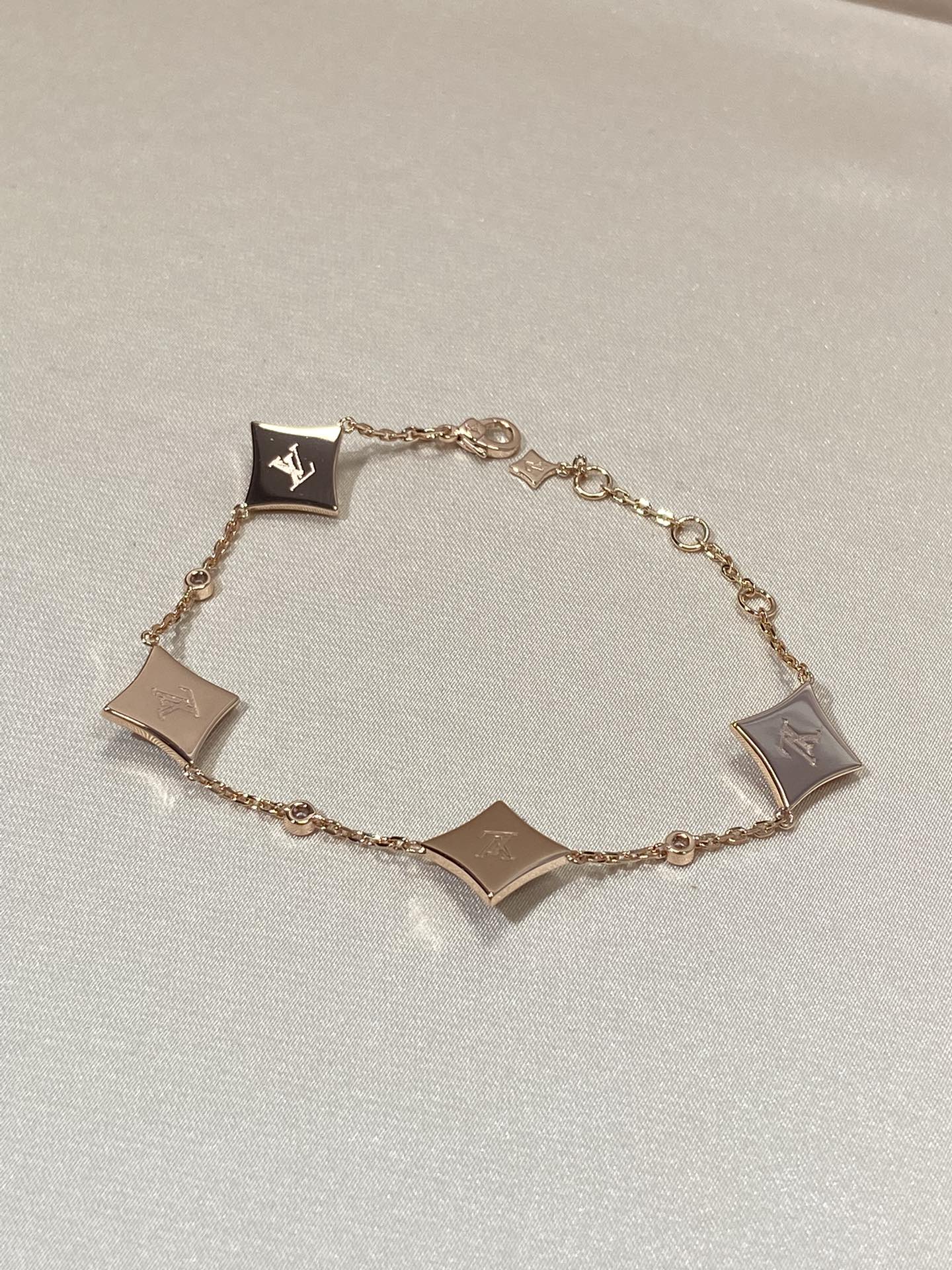 [Riva Jewelry]STAR 4 MOTIF MOP DIAMOND ROSE GOLD BRACELET