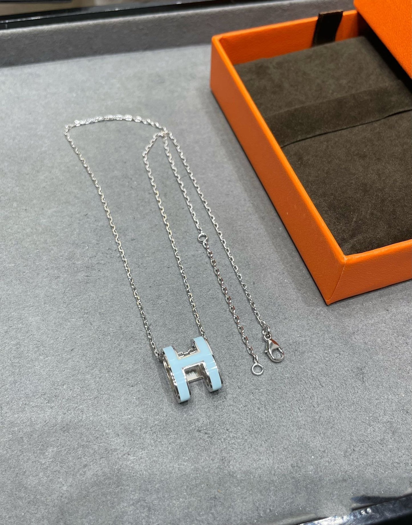 [Riva Jewelry]POP H SKY BLUE NECKLACE