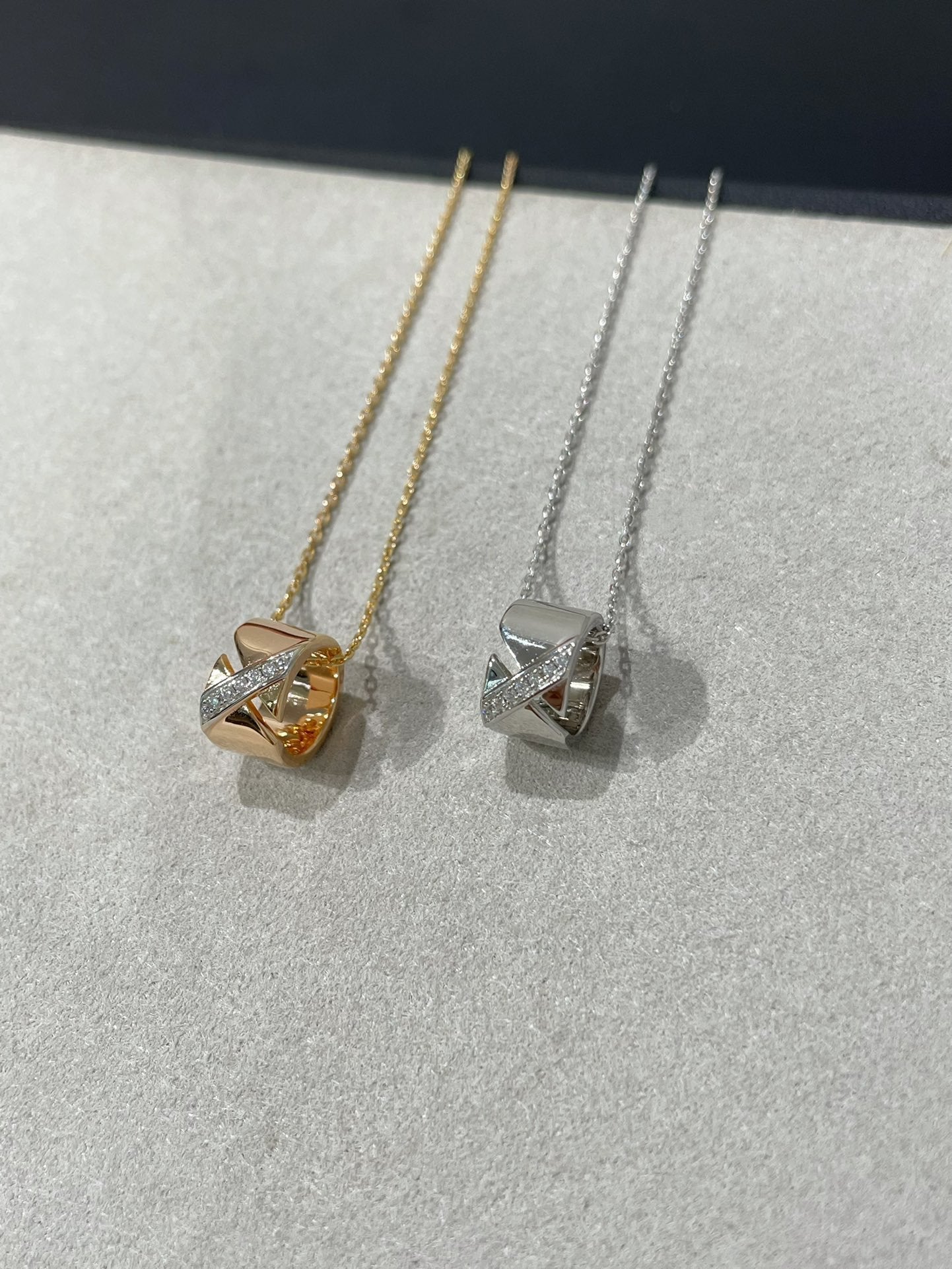 [Riva Jewelry]LIENS EVIDENCE DIAMOND NECKLACE
