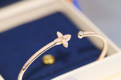 [Riva Jewelry]IDYLLE ROSE GOLD OPEN BRACELET DIAMOND PAVED