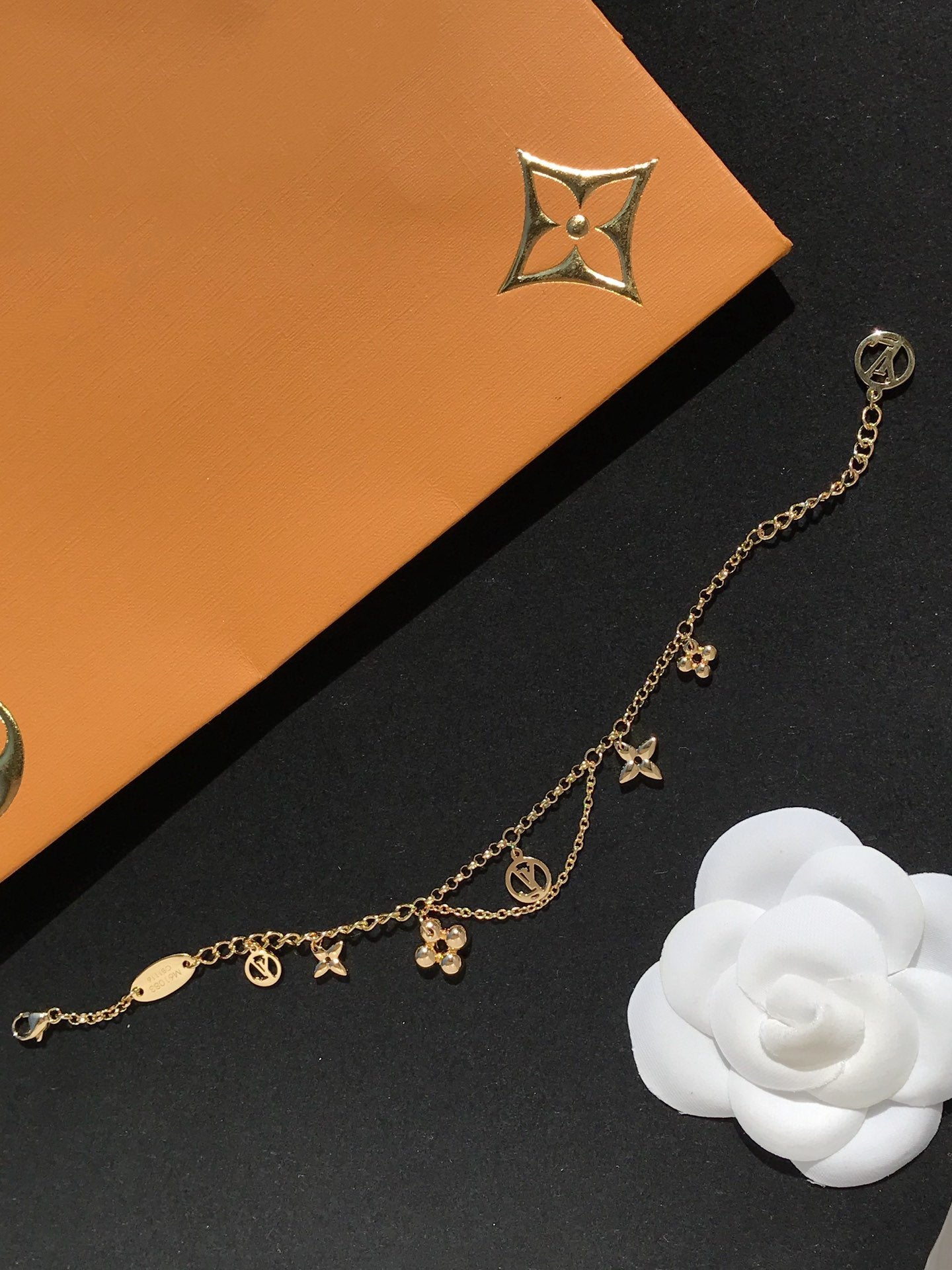 [Riva Jewelry]BLOOMING ROSE GOLD MOP BRACELET