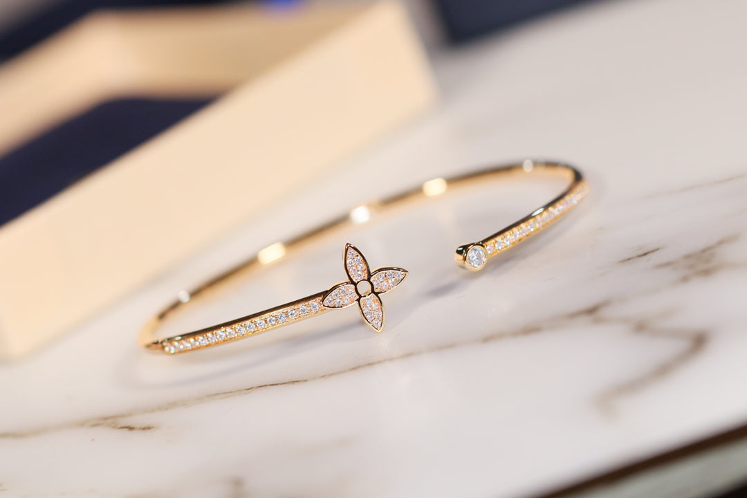 [Riva Jewelry]IDYLLE GOLD OPEN BRACELET DIAMOND PAVED