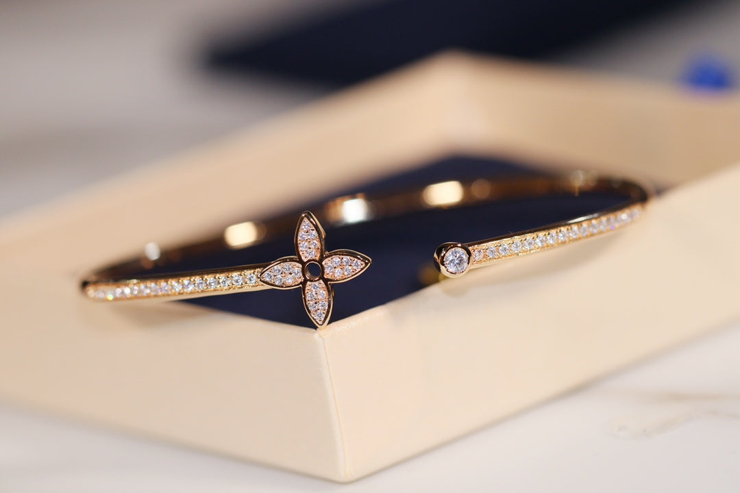 [Riva Jewelry]IDYLLE GOLD OPEN BRACELET DIAMOND PAVED