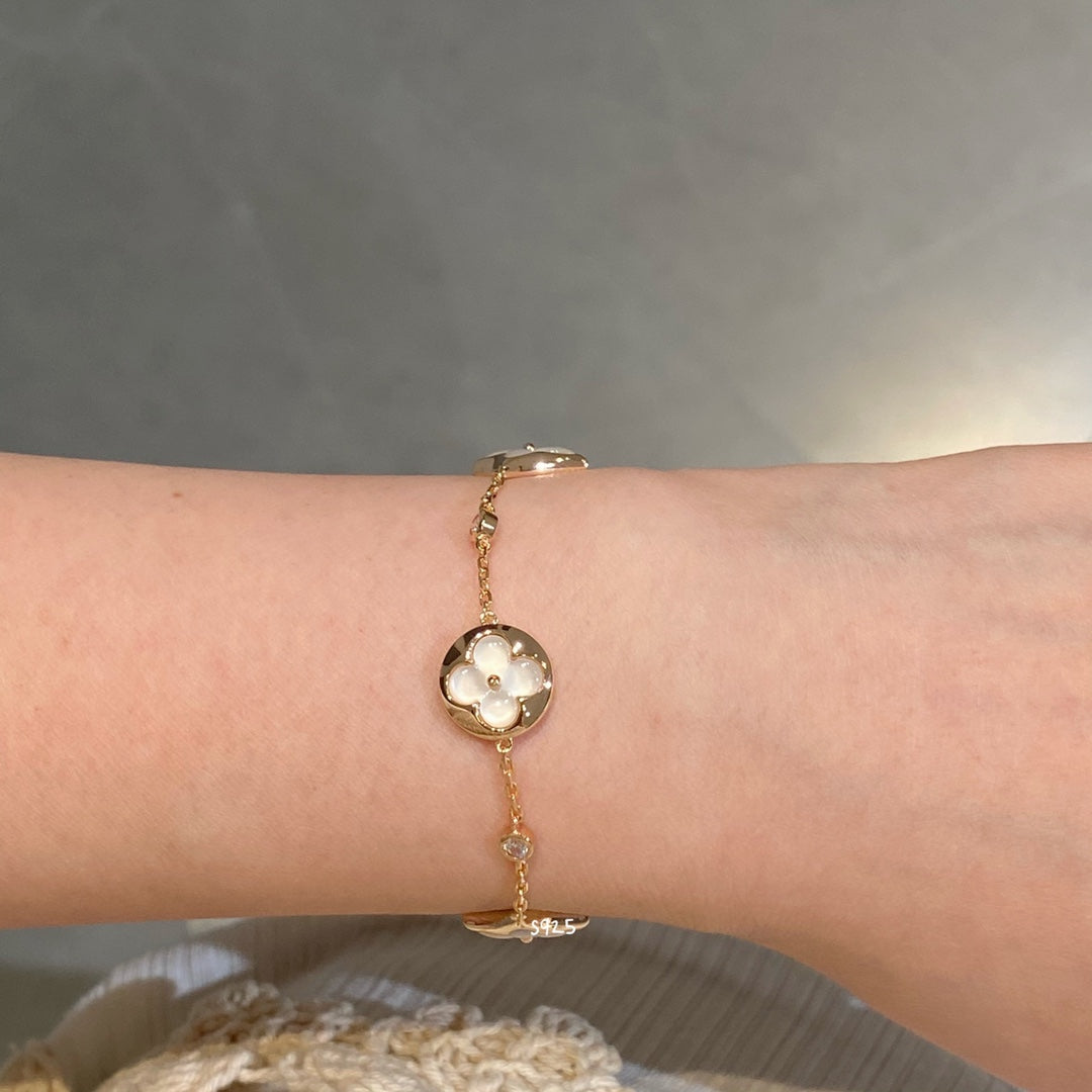 [Riva Jewelry]STAR AND SUN 4 MOTIF WHITE MOP ROSE GOLD BRACELET