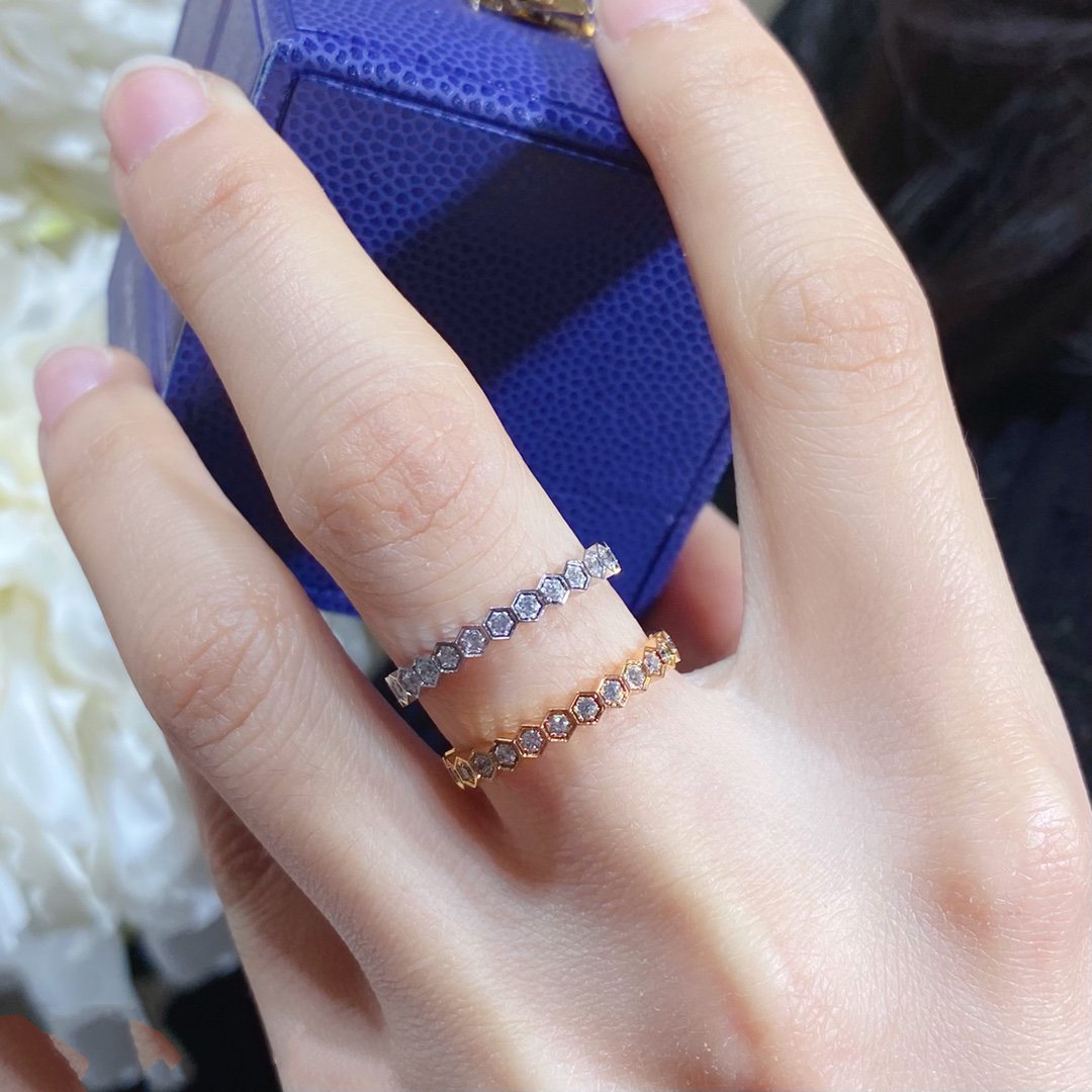 [Riva Jewelry]BEE LOVE DIAMOND PAVED SMALL RING