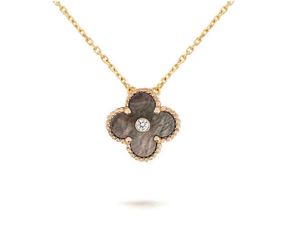 [Riva Jewelry]LIMITED EDITION CHRISTMAS CLOVER FLOWER NECKLACE - 15MM ANNUAL COLLECTIBLE PENDANT