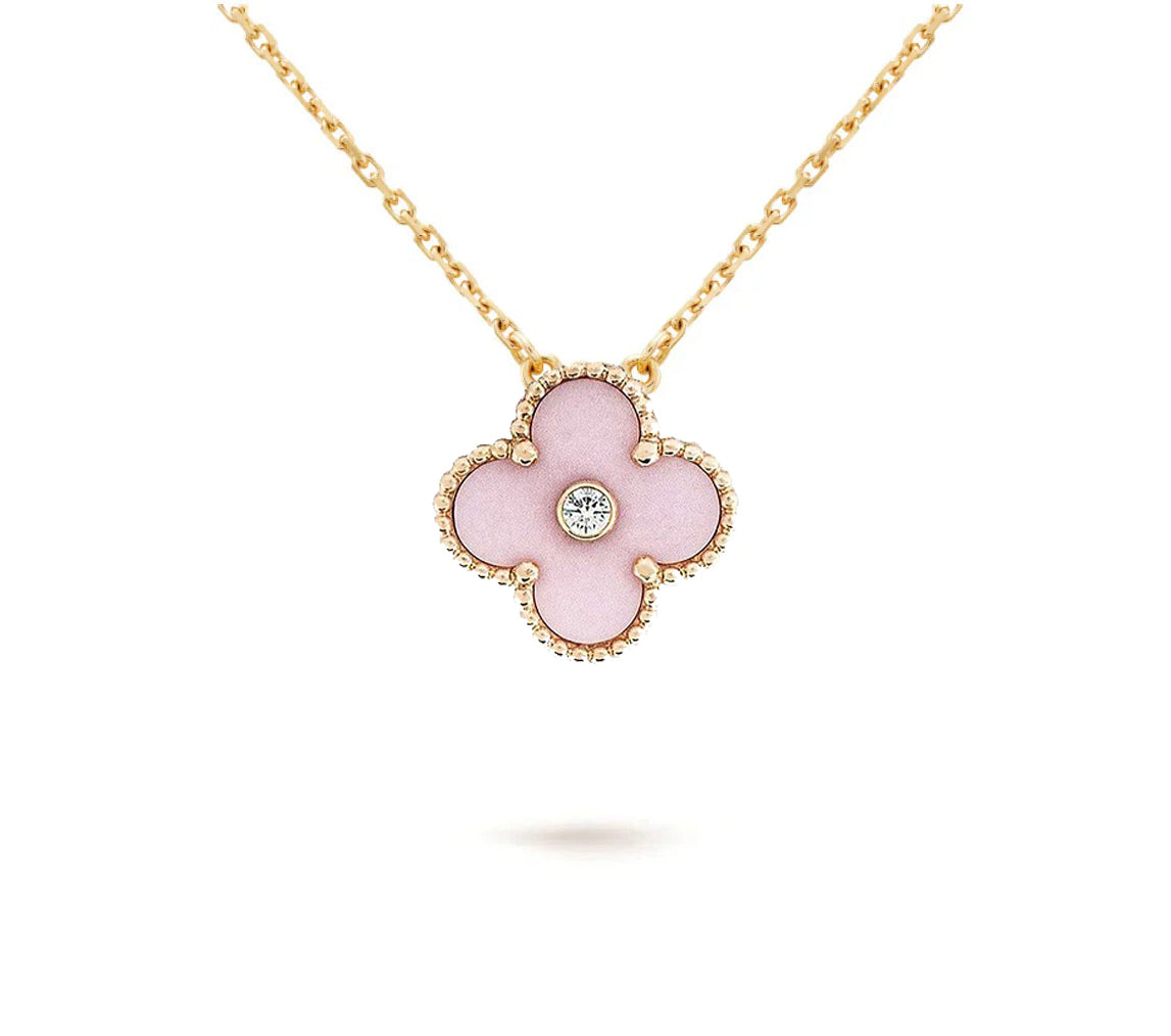[Riva Jewelry]LIMITED EDITION CHRISTMAS CLOVER FLOWER NECKLACE - 15MM ANNUAL COLLECTIBLE PENDANT