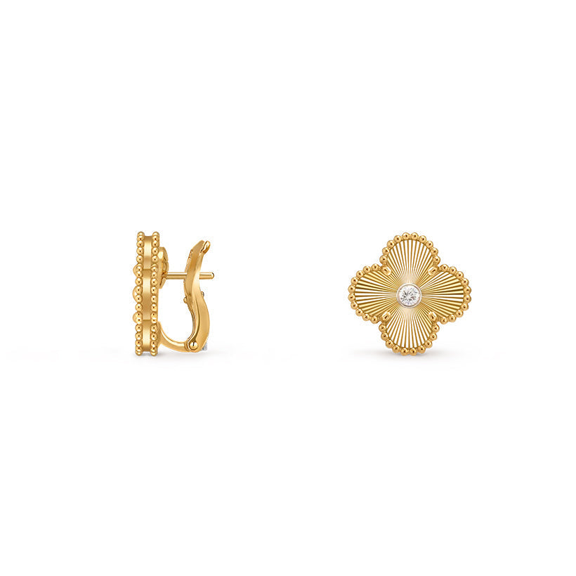 [Riva Jewelry]15MM CLOVER FLOWER STUD EARRINGS DIAMOND-GOLD COLLECTION