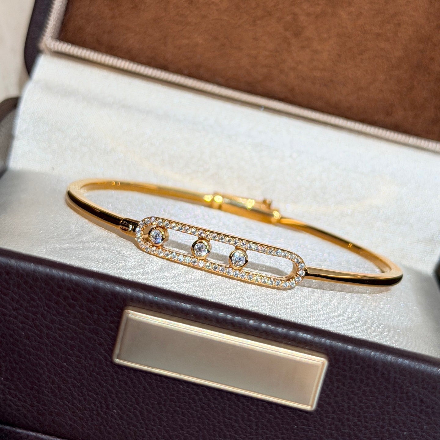 [Riva Jewelry]MOVE PAVÉ DIAMOND BANGLE BRACELET M