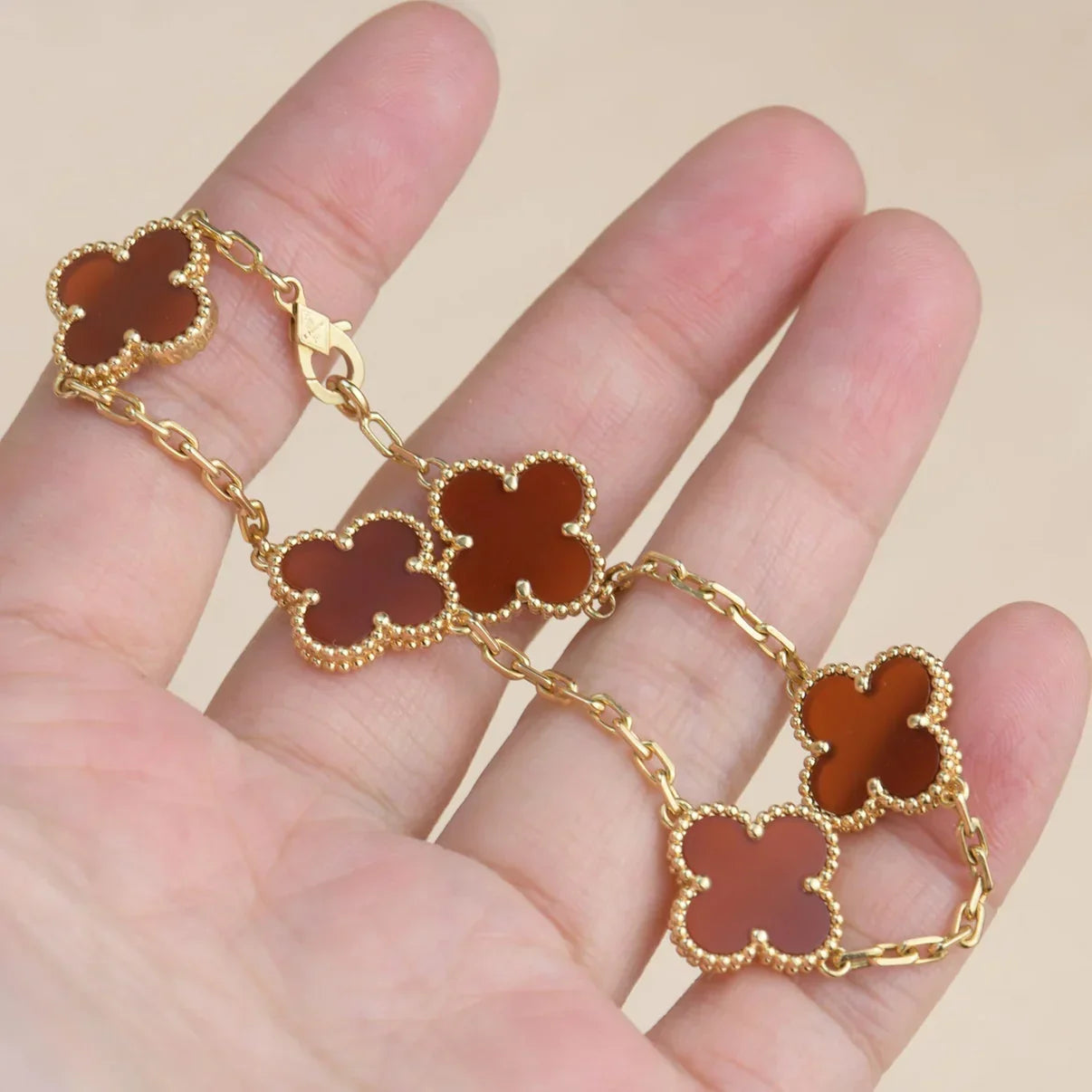 [Riva Jewelry]LUCKY CLOVER 5-MOTIF BRACELET - RED CARNELIAN COLLECTION