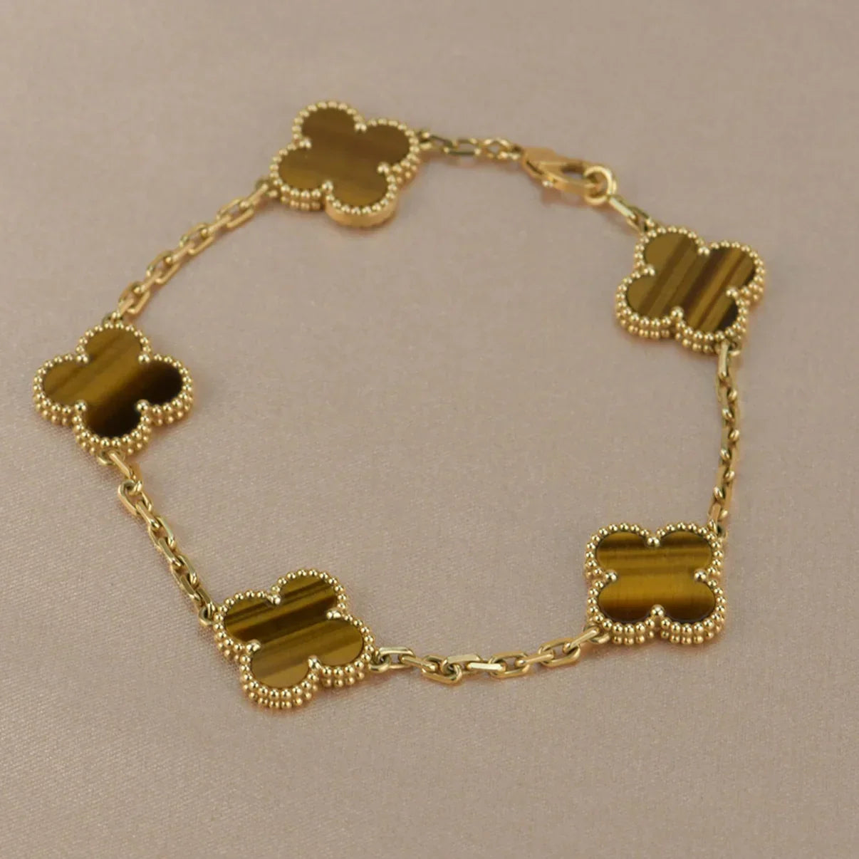 [Riva Jewelry]LUCKY CLOVER 5-MOTIF BRACELET -  TIGER’S EYE COLLECTION