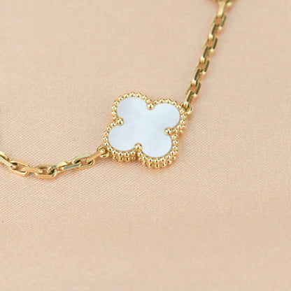 [Riva Jewelry]LUCKY CLOVER 5-MOTIF BRACELET - WHITE MOTHER-OF-PEARL COLLECTION