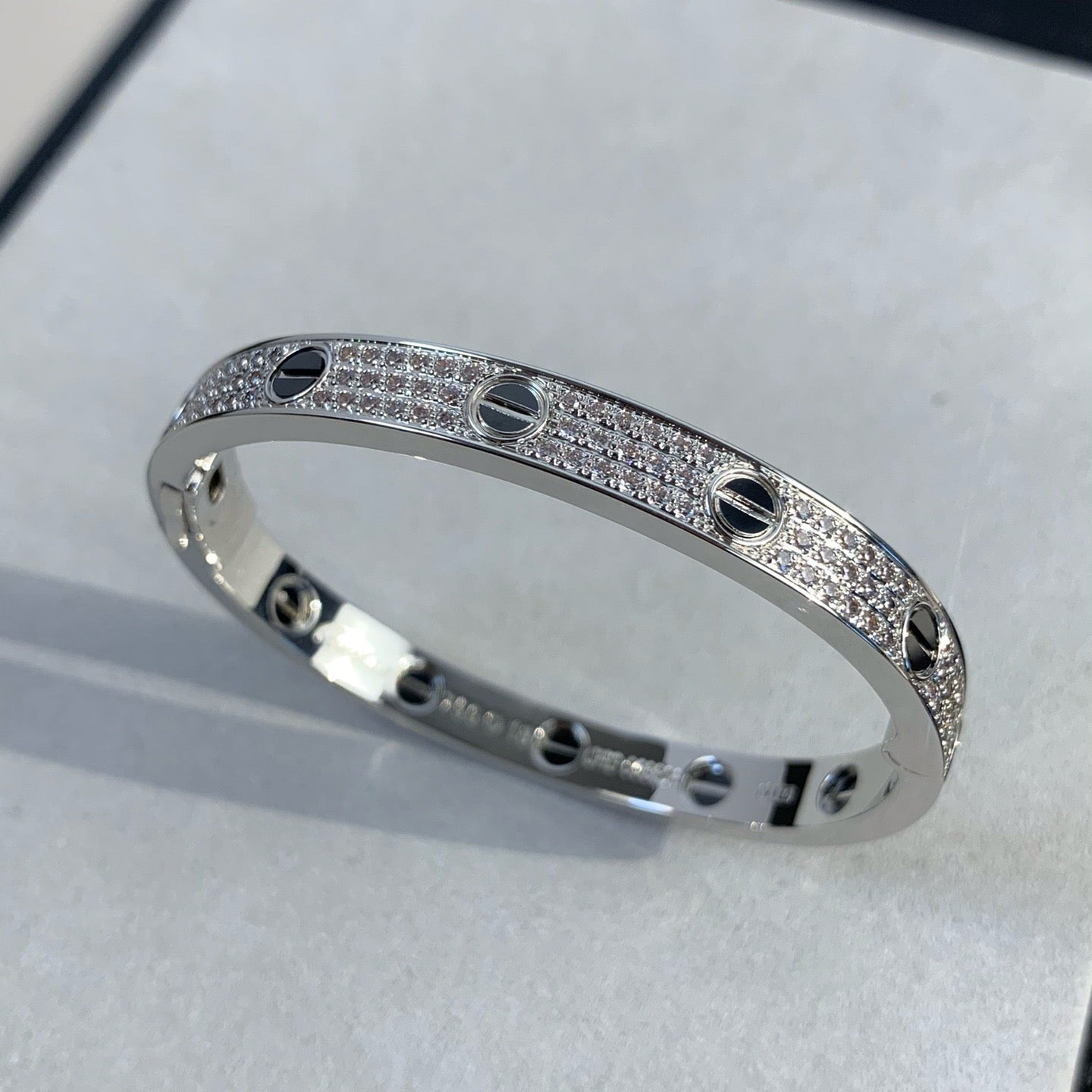 [Riva Jewelry]CLASSIC 6.1MM LOVE BANGLE - DIAMOND PAVÉ & BLACK CERAMIC