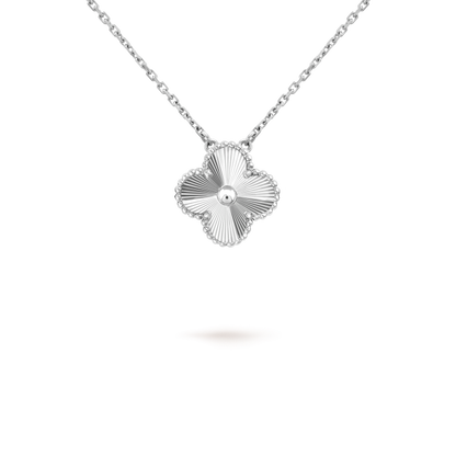 [Riva Jewelry]15MM CLOVER FLOWER PENDANT NECKLACE WHITE GOLD COLLECTION