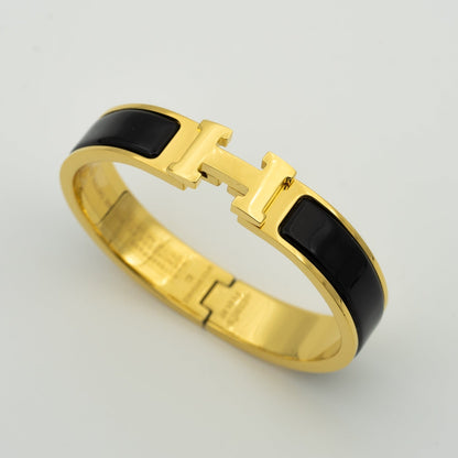 [Riva Jewelry]H BLACK BRACELET