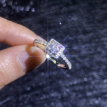[Riva Jewelry]DAINTY SUGAR-CUBE MOISSANITE RING