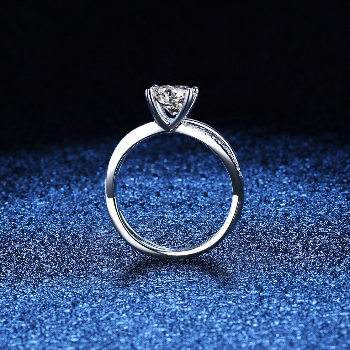 [Riva Jewelry]ELEGANT 4-PRONG CROSSOVER MOISSANITE ENGAGEMENT RING