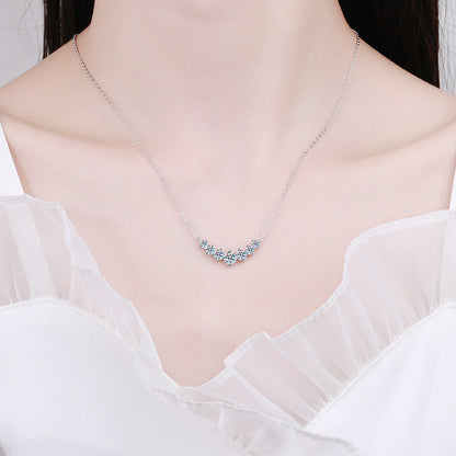 [Riva Jewelry]MINIMALIST CURVED SMILE MOISSANITE NECKLACE