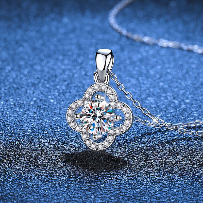[Riva Jewelry]CLASSIC CLOVER MOISSANITE PENDANT NECKLACE