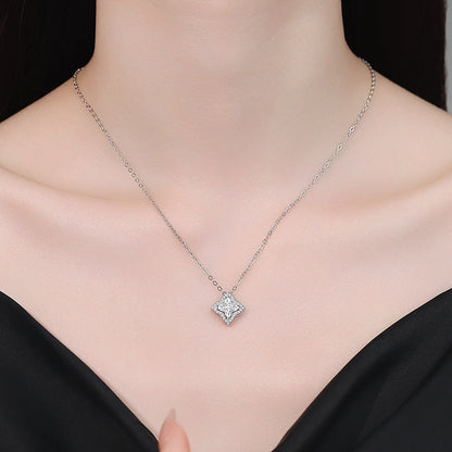 [Riva Jewelry]STAR-CLOVER MOISSANITE NECKLACE