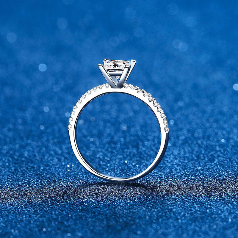 [Riva Jewelry]ELEGANT PRINCESS CUT MOISSANITE ENGAGEMENT RING