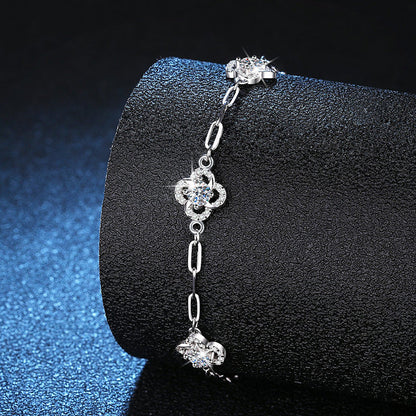 [Riva Jewelry]TRIPLE-CLOVER MOISSANITE BRACELET