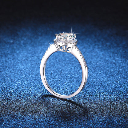 [Riva Jewelry]RADIANT ROUND HALO MOISSANITE ENGAGEMENT RING