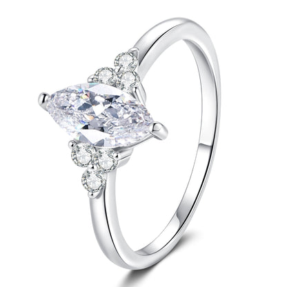 [Riva Jewelry]ELEGANT MARQUISE CUT MOISSANITE RING WITH SIDE ACCENTS