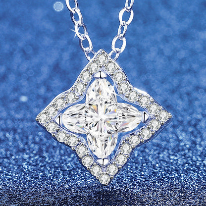 [Riva Jewelry]STAR-CLOVER MOISSANITE NECKLACE